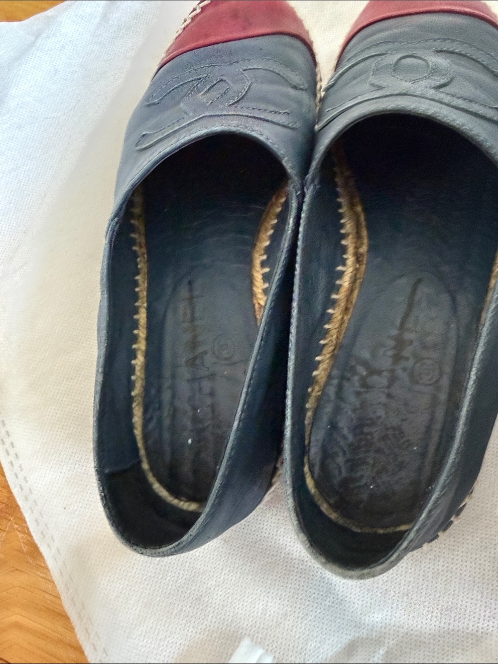 Chanel Two-Tone Leather Espadrille Flats in Navy and Burgundy Size 6.5 - Picture 9 of 9